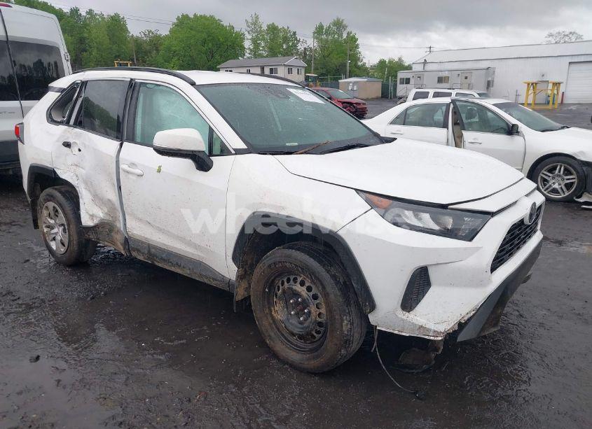 2019 Toyota Rav4 LE (VIN 2T3G1RFV2KC017563) main photo