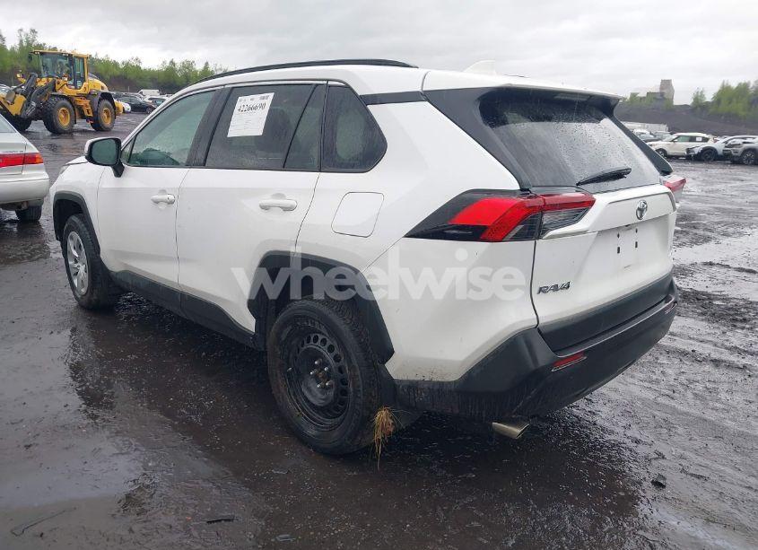 Photo 3 of 2019 Toyota Rav4 LE (VIN 2T3G1RFV2KC017563)