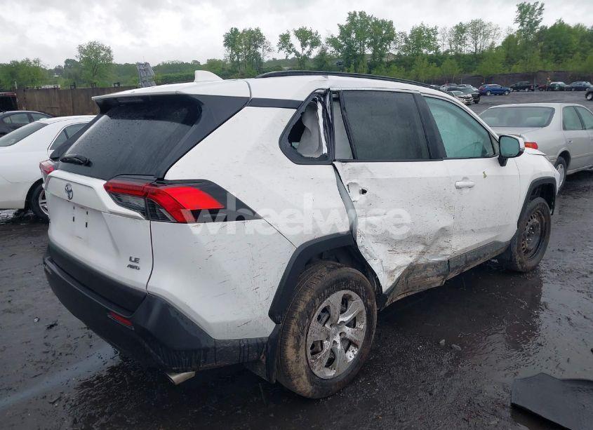Photo 4 of 2019 Toyota Rav4 LE (VIN 2T3G1RFV2KC017563)