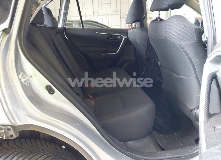 Photo 8 of 2020 Toyota Rav4 LE (VIN 2T3G1RFV2LW091792)