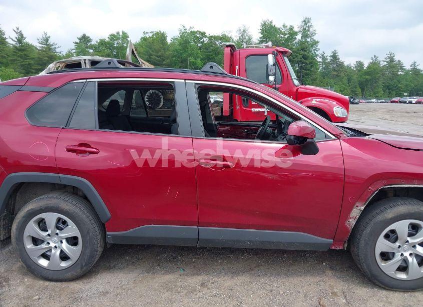 Photo 14 of 2019 Toyota Rav4 LE (VIN 2T3G1RFV3KW022401)