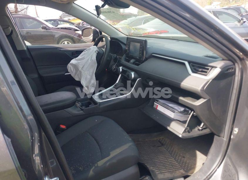 Photo 5 of 2020 Toyota Rav4 LE (VIN 2T3G1RFV3LW108860)