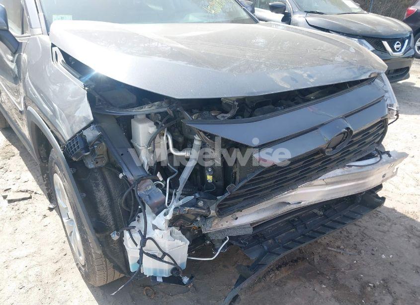 Photo 6 of 2020 Toyota Rav4 LE (VIN 2T3G1RFV3LW108860)