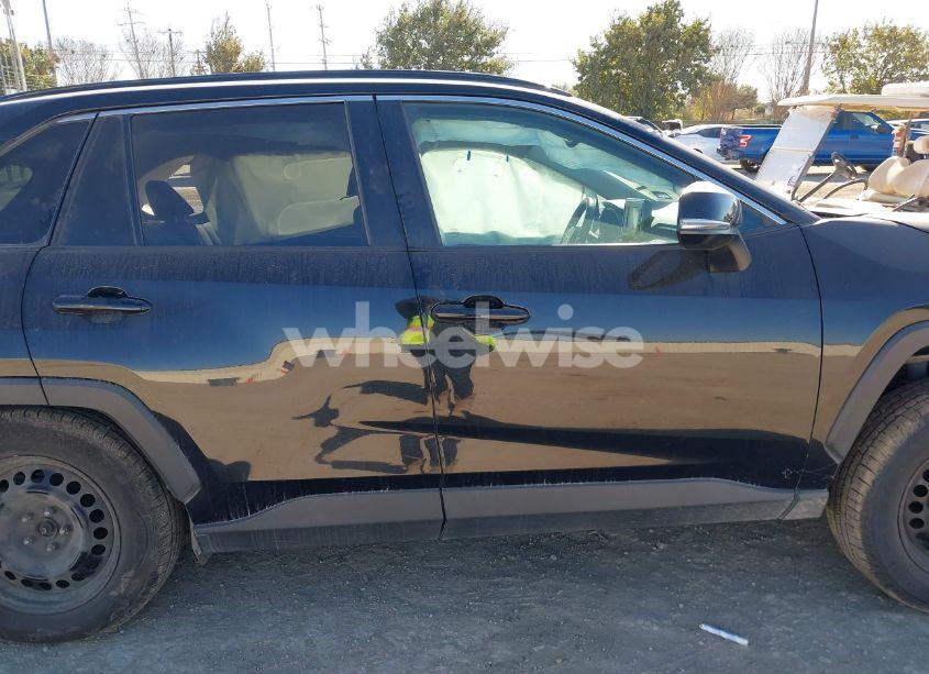 Photo 14 of 2021 Toyota Rav4 LE (VIN 2T3G1RFV3MC173128)