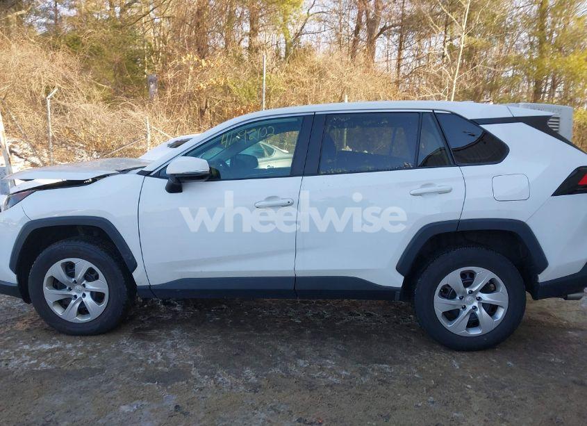 Photo 14 of 2022 Toyota Rav4 LE (VIN 2T3G1RFV3NW261211)