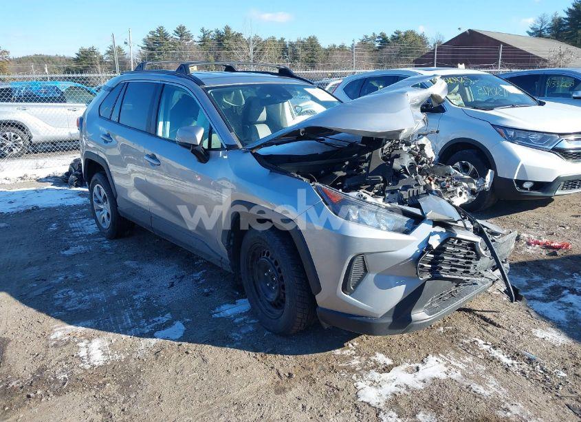 2020 Toyota Rav4 LE (VIN 2T3G1RFV4LC138077) main photo