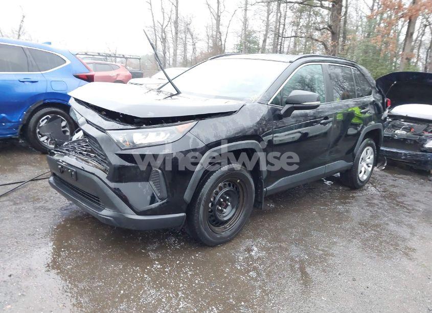 Photo 2 of 2019 Toyota Rav4 LE (VIN 2T3G1RFV5KW049079)
