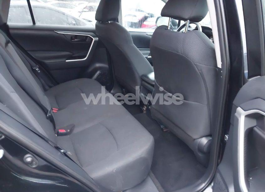 Photo 8 of 2019 Toyota Rav4 LE (VIN 2T3G1RFV5KW049079)