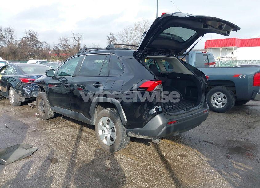 Photo 3 of 2021 Toyota Rav4 LE (VIN 2T3G1RFV5MC228663)