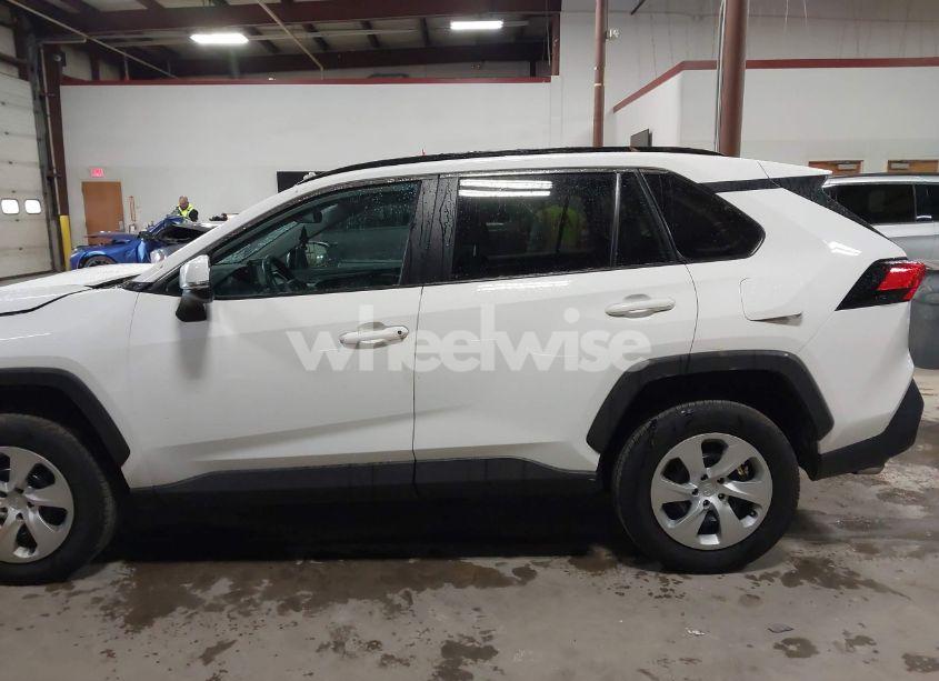 Photo 14 of 2021 Toyota Rav4 LE (VIN 2T3G1RFV5MC237556)