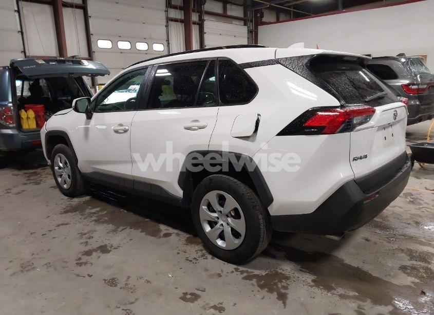 Photo 3 of 2021 Toyota Rav4 LE (VIN 2T3G1RFV5MC237556)