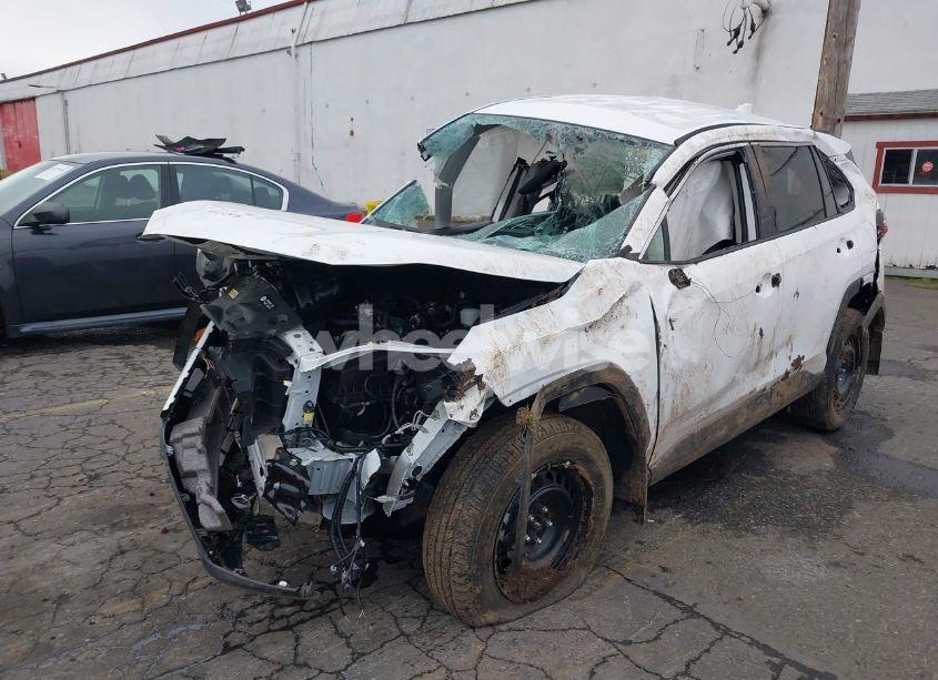 Photo 2 of 2024 Toyota Rav4 LE (VIN 2T3G1RFV5RC449686)