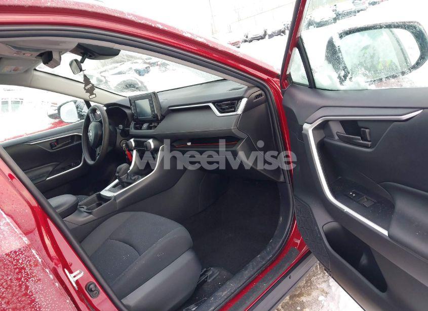 Photo 5 of 2019 Toyota Rav4 LE (VIN 2T3G1RFV6KC031823)