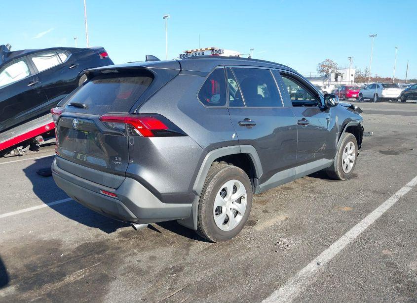 Photo 4 of 2019 Toyota Rav4 LE (VIN 2T3G1RFV6KC044636)