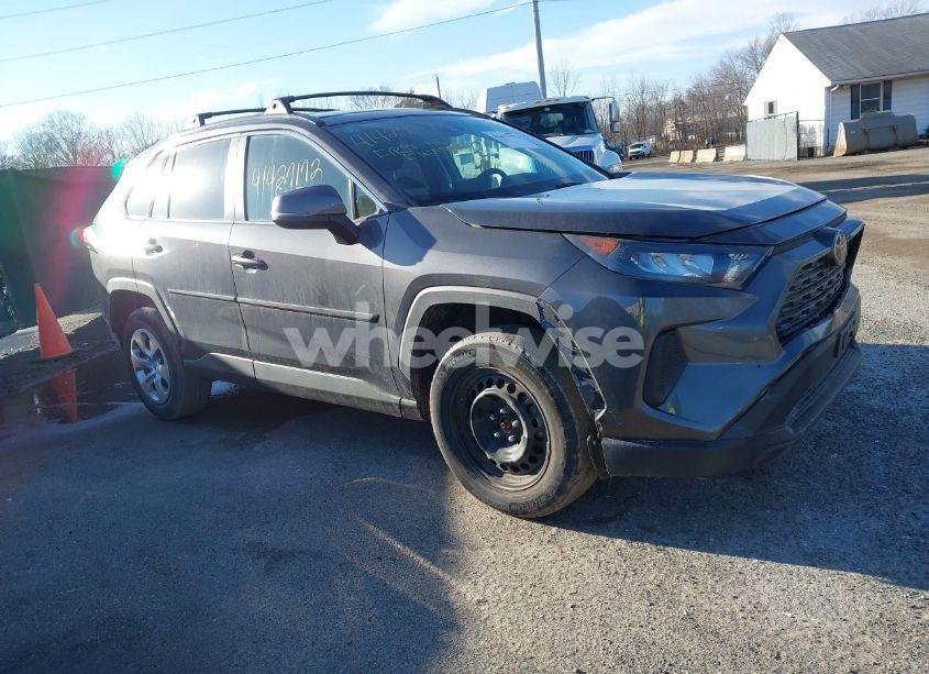 2019 Toyota Rav4 LE (VIN 2T3G1RFV6KW003003) main photo