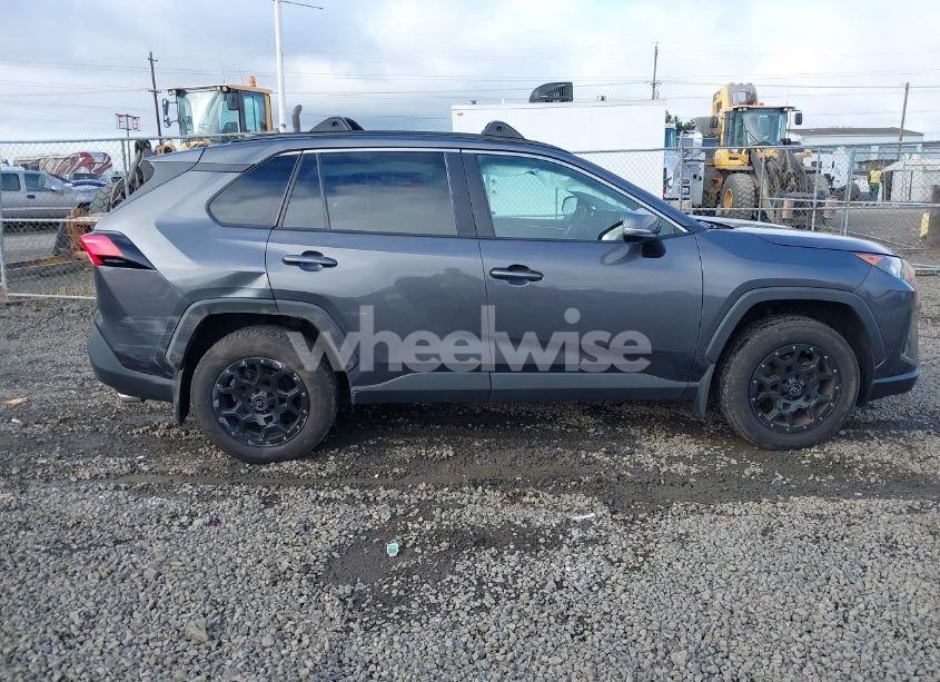Photo 13 of 2020 Toyota Rav4 LE (VIN 2T3G1RFV6LW099846)
