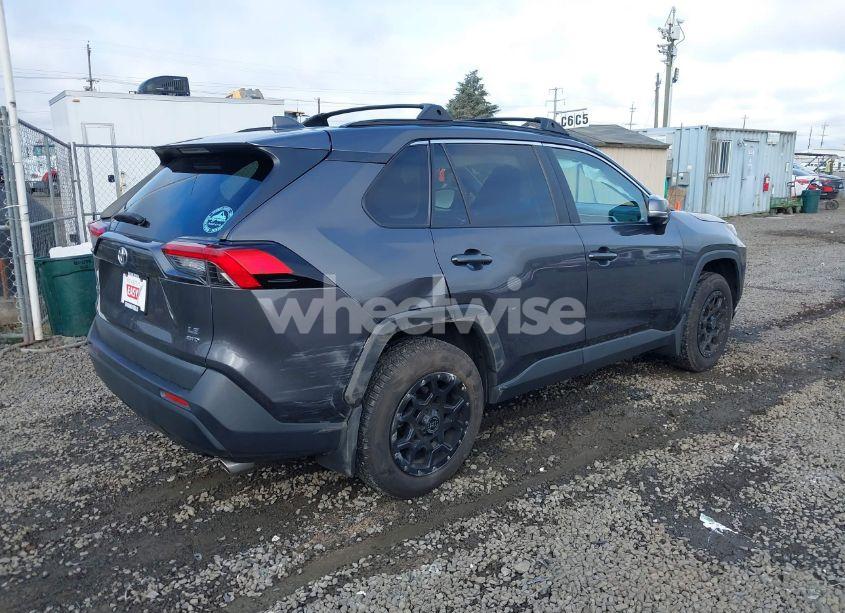 Photo 4 of 2020 Toyota Rav4 LE (VIN 2T3G1RFV6LW099846)