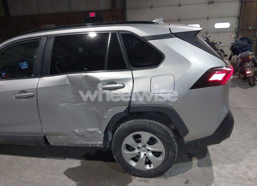 Photo 17 of 2020 Toyota Rav4 LE (VIN 2T3G1RFV6LW128102)