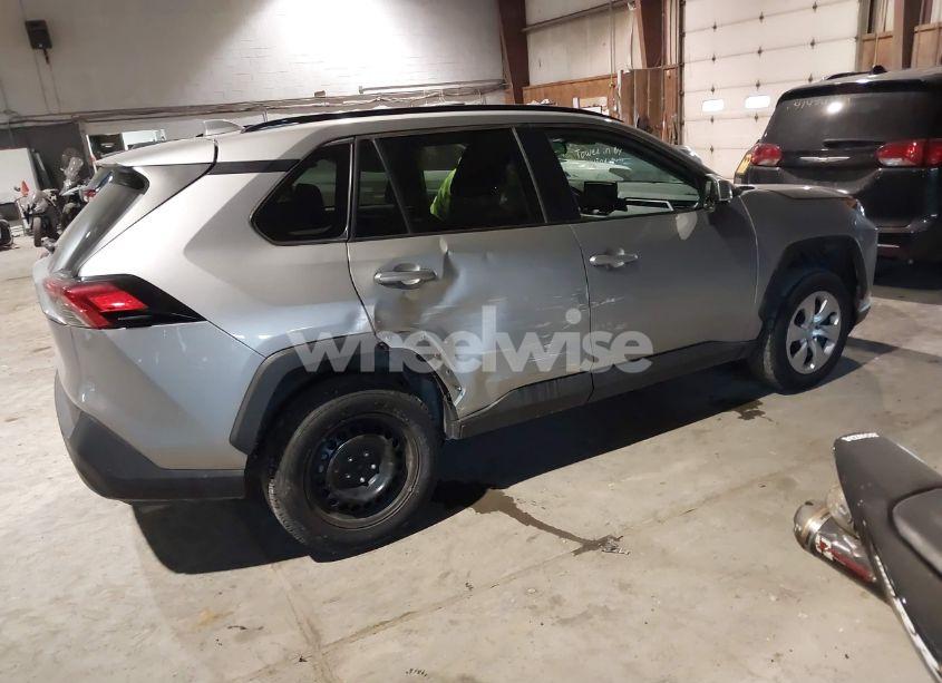 Photo 4 of 2020 Toyota Rav4 LE (VIN 2T3G1RFV6LW128102)
