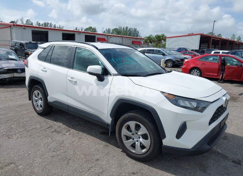2020 Toyota Rav4 LE (VIN 2T3G1RFV6LW129542) main photo