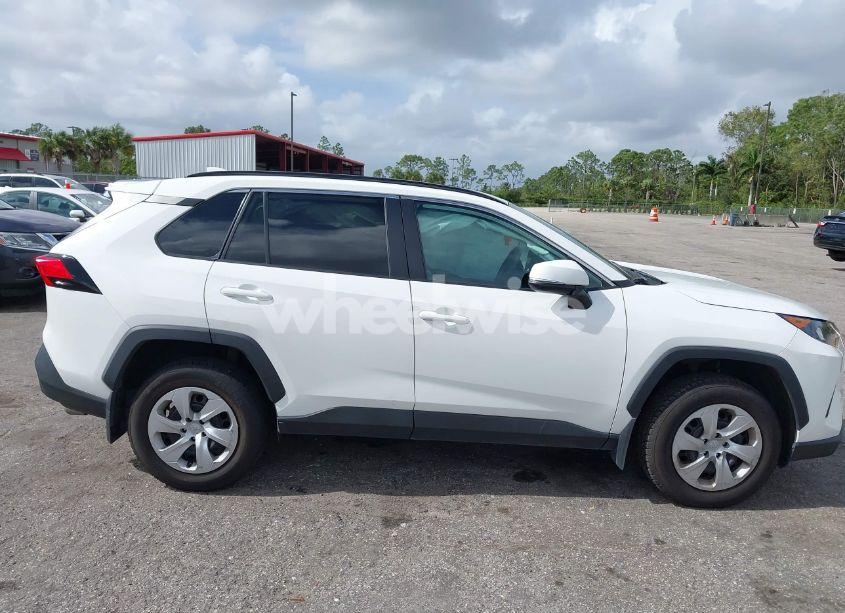 Photo 13 of 2020 Toyota Rav4 LE (VIN 2T3G1RFV6LW129542)