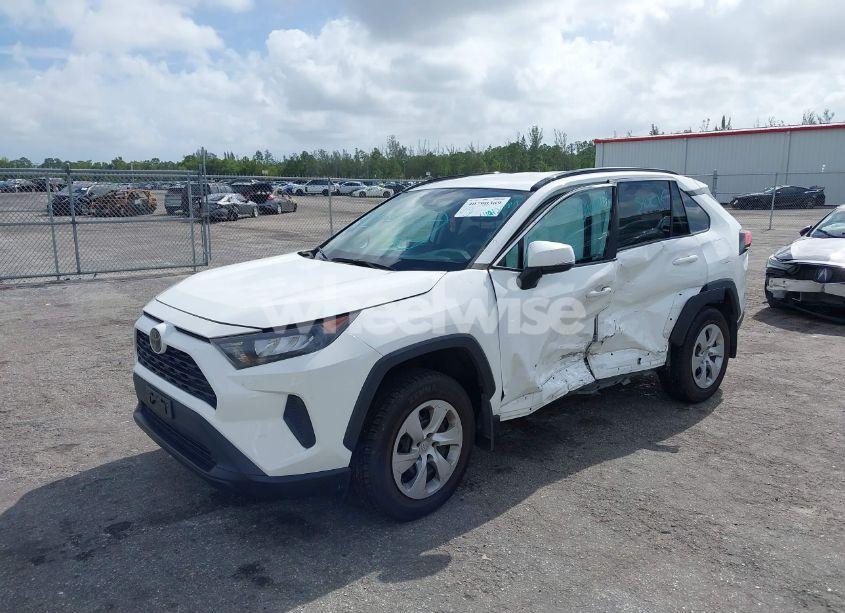Photo 2 of 2020 Toyota Rav4 LE (VIN 2T3G1RFV6LW129542)