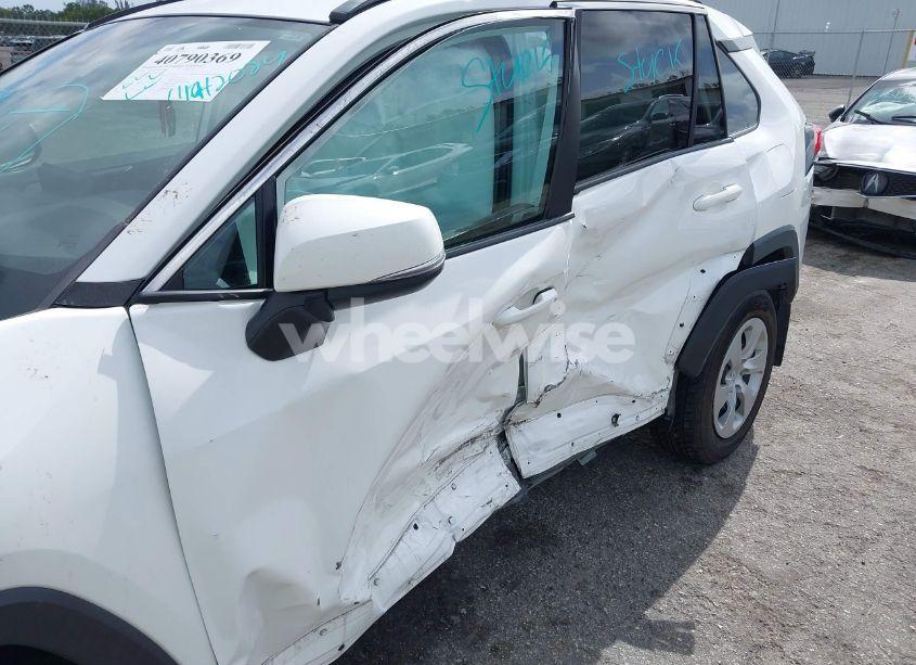 Photo 6 of 2020 Toyota Rav4 LE (VIN 2T3G1RFV6LW129542)