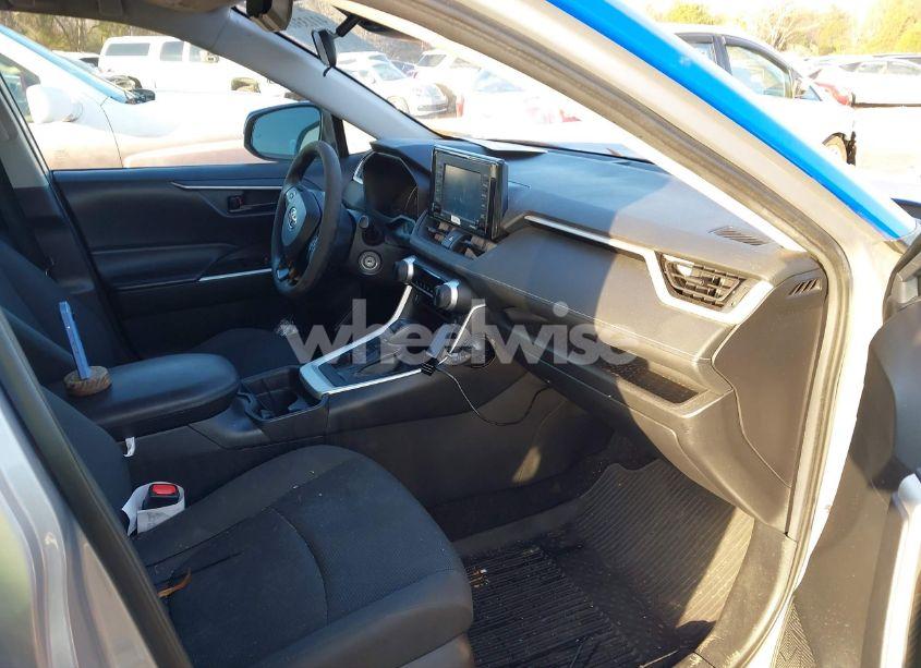 Photo 5 of 2020 Toyota Rav4 LE (VIN 2T3G1RFV6LW130254)