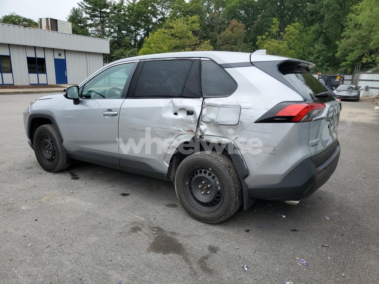 Photo 2 of 2022 TOYOTA RAV4 LE (VIN 2T3G1RFV6NW289097)