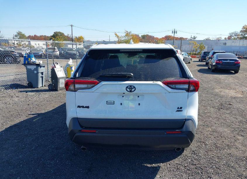 Photo 16 of 2022 Toyota Rav4 LE (VIN 2T3G1RFV6NW318114)