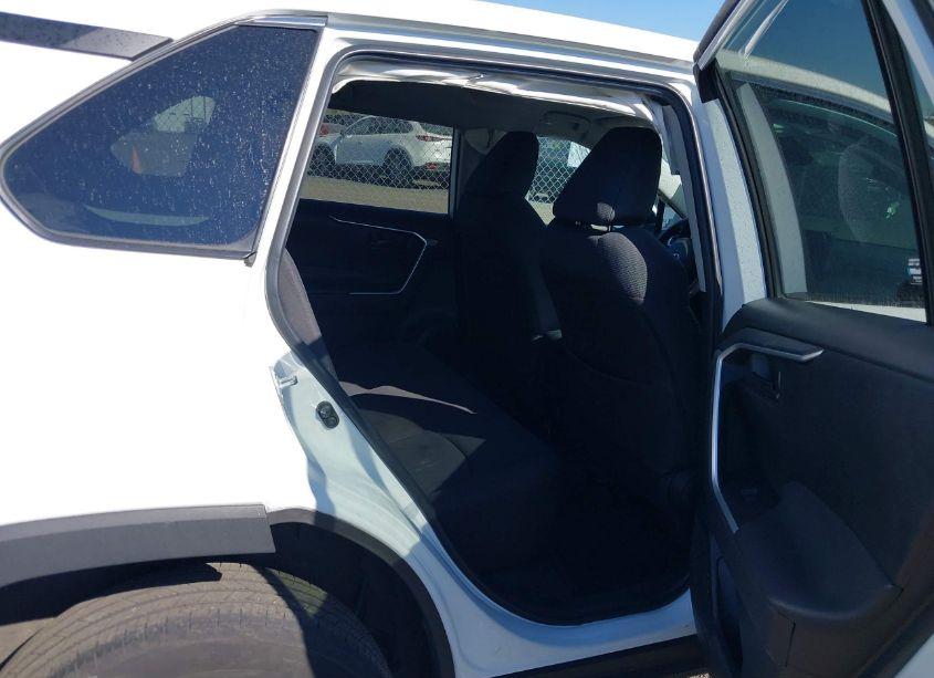 Photo 8 of 2022 Toyota Rav4 LE (VIN 2T3G1RFV6NW318114)