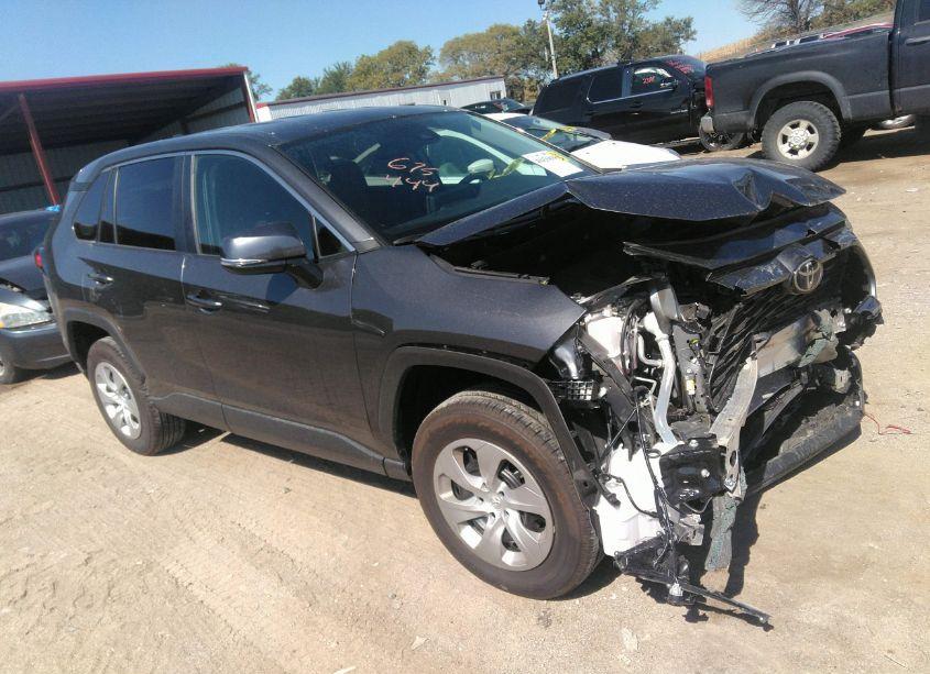 2024 Toyota Rav4 LE (VIN 2T3G1RFV6RC422321) main photo