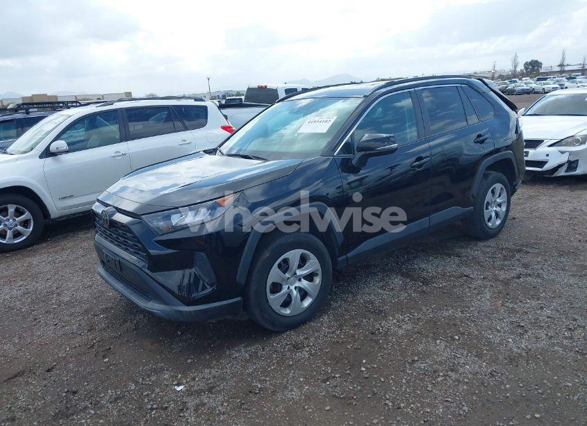 Photo 2 of 2019 Toyota Rav4 LE (VIN 2T3G1RFV7KC036285)