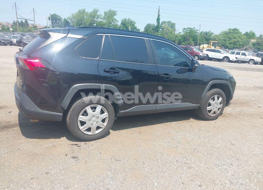 Photo 4 of 2019 Toyota Rav4 LE (VIN 2T3G1RFV7KW052405)