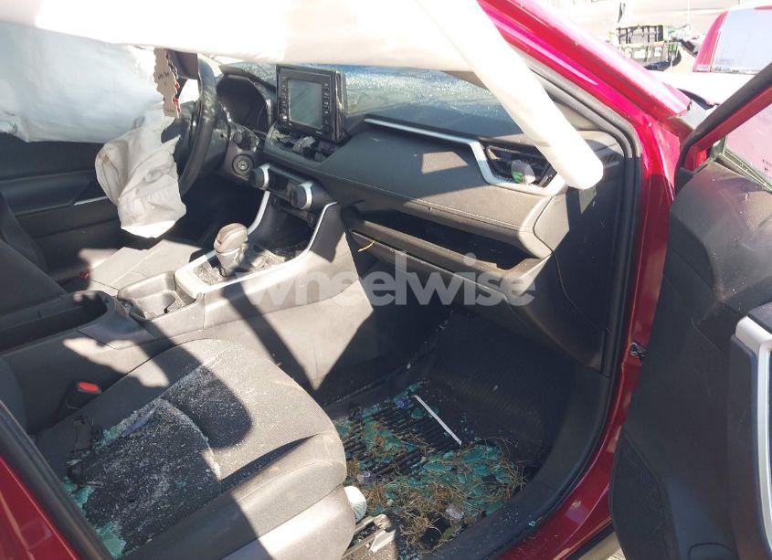Photo 5 of 2020 Toyota Rav4 LE (VIN 2T3G1RFV7LW107940)