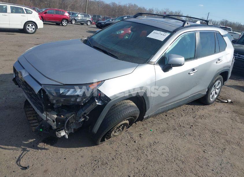 Photo 2 of 2020 Toyota Rav4 LE (VIN 2T3G1RFV7LW117920)