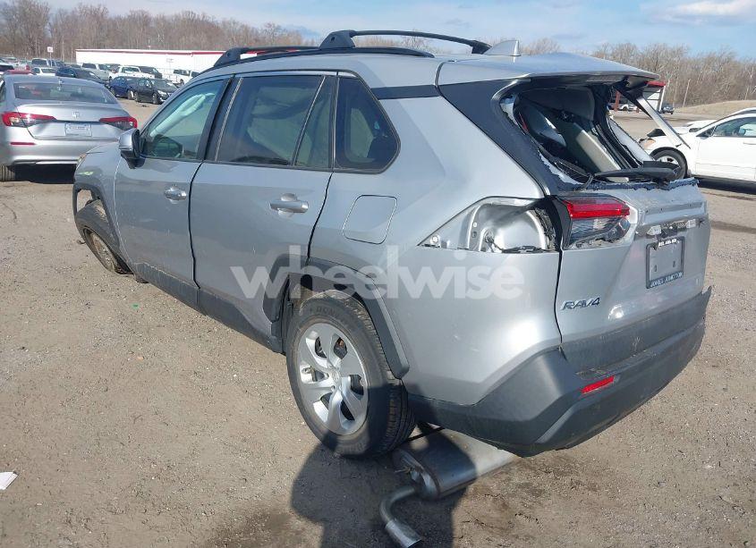 Photo 3 of 2020 Toyota Rav4 LE (VIN 2T3G1RFV7LW117920)