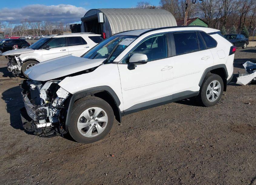 Photo 2 of 2021 Toyota Rav4 LE (VIN 2T3G1RFV7MC217115)