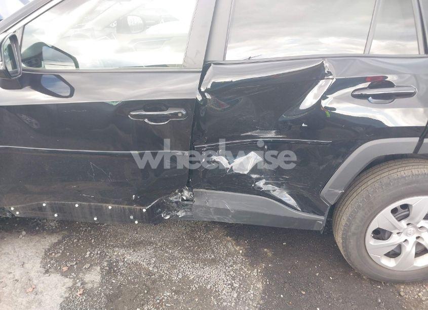 Photo 6 of 2022 Toyota Rav4 LE (VIN 2T3G1RFV7NC261908)