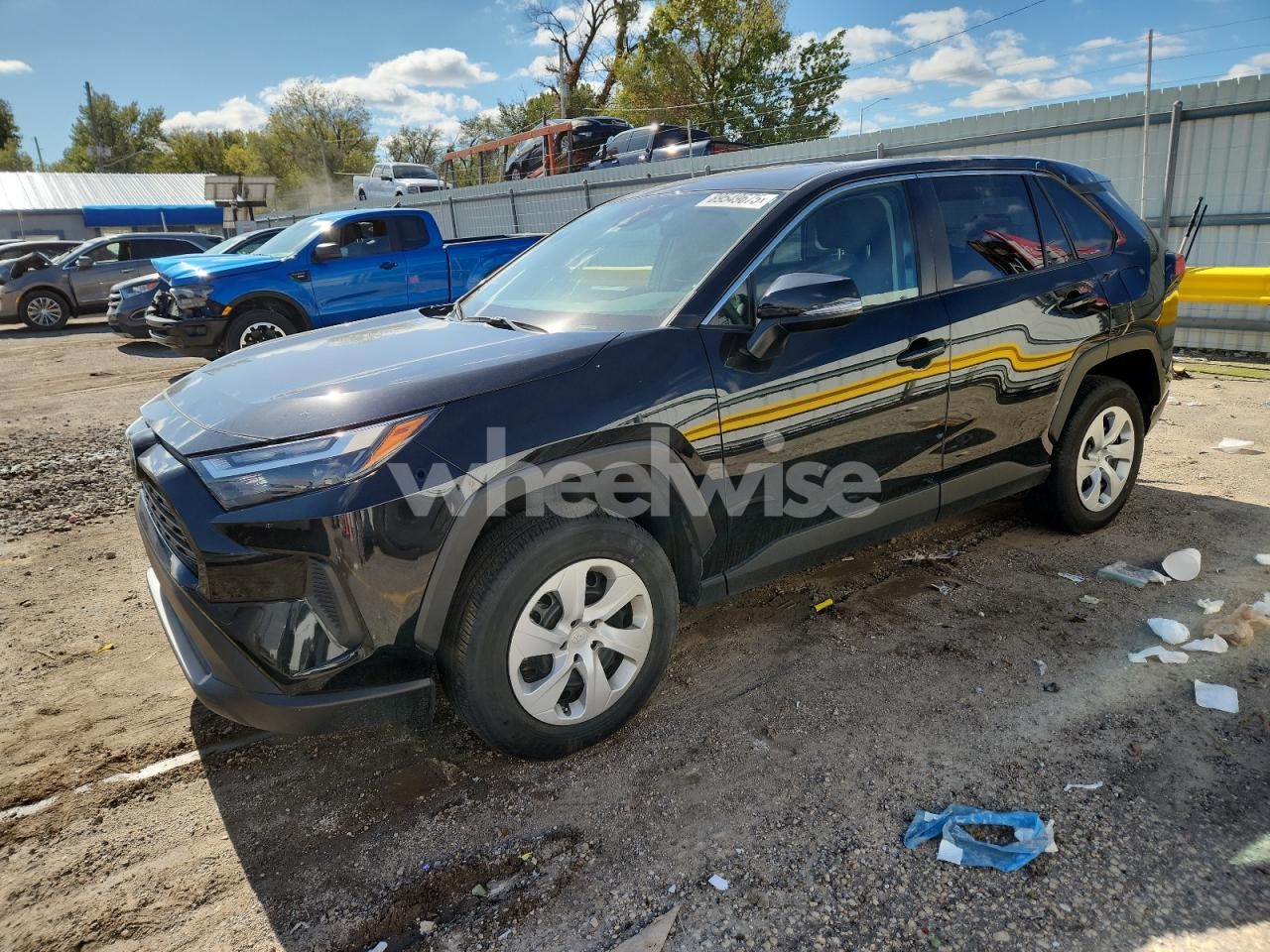 2024 TOYOTA RAV4 LE (VIN 2T3G1RFV7RC401963) main photo