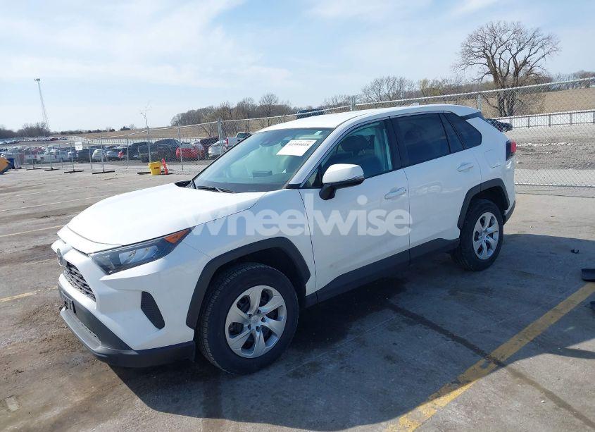 Photo 2 of 2022 Toyota Rav4 LE (VIN 2T3G1RFV8NC257124)