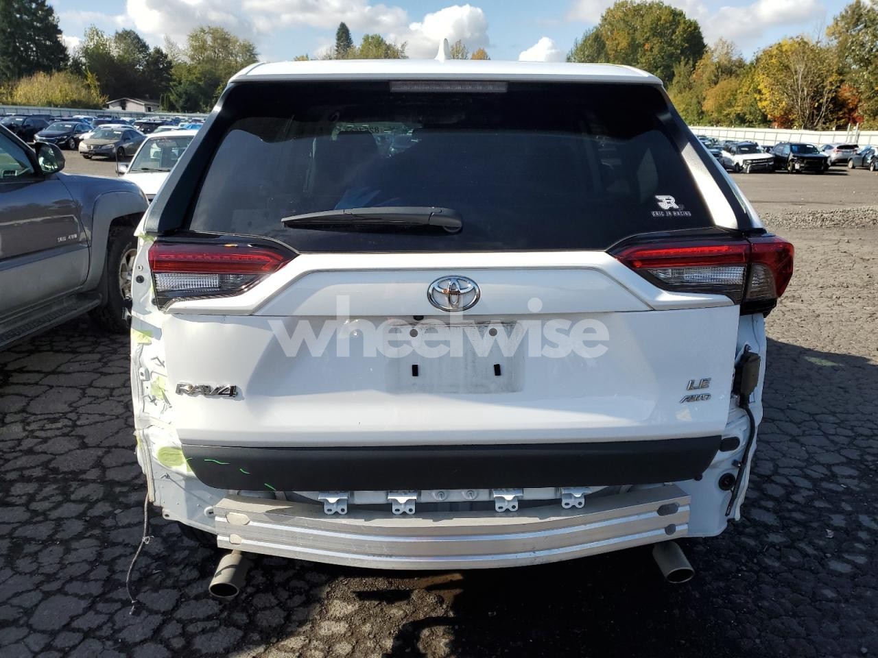 Photo 6 of 2024 TOYOTA RAV4 LE (VIN 2T3G1RFV8RC422479)