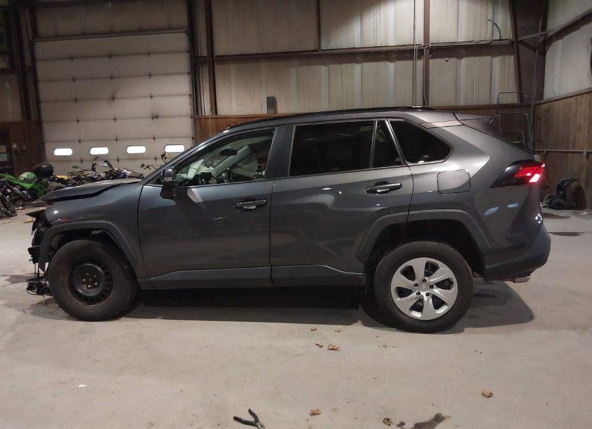 Photo 15 of 2020 Toyota Rav4 LE (VIN 2T3G1RFV9LW126070)