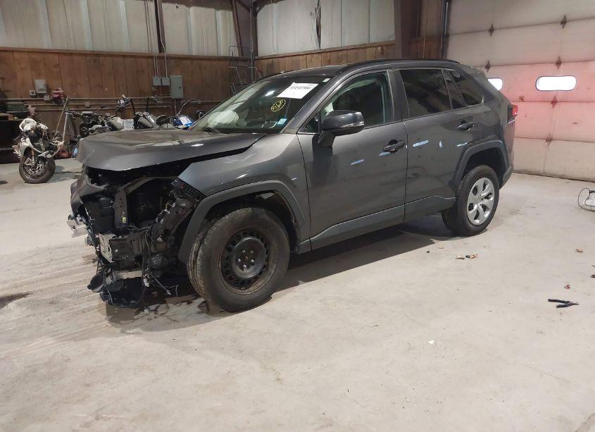 Photo 2 of 2020 Toyota Rav4 LE (VIN 2T3G1RFV9LW126070)