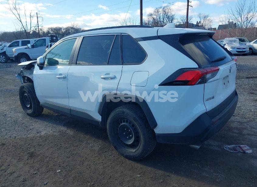 Photo 3 of 2021 Toyota Rav4 LE (VIN 2T3G1RFV9MW166053)