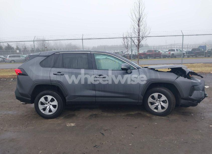 Photo 13 of 2022 Toyota Rav4 LE (VIN 2T3G1RFV9NW277591)