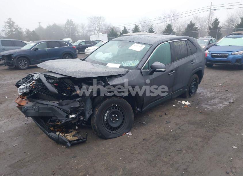 Photo 2 of 2022 Toyota Rav4 LE (VIN 2T3G1RFV9NW277591)
