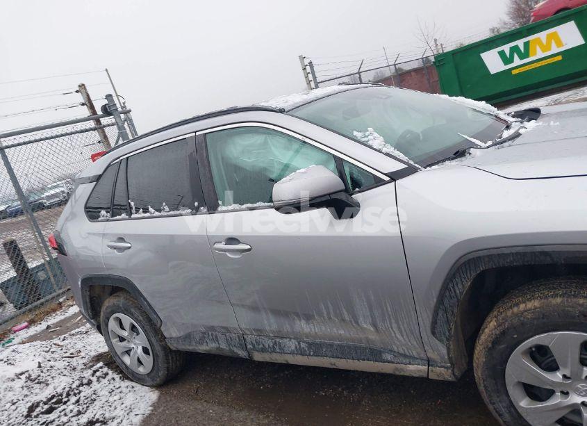 Photo 13 of 2021 Toyota Rav4 LE (VIN 2T3G1RFVXMC156424)