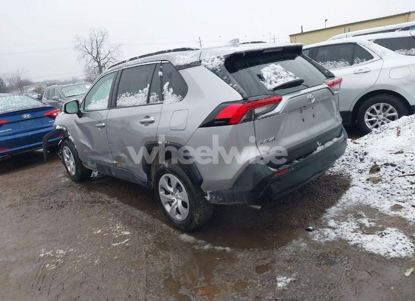 Photo 3 of 2021 Toyota Rav4 LE (VIN 2T3G1RFVXMC156424)