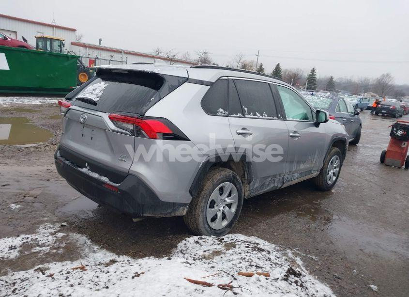Photo 4 of 2021 Toyota Rav4 LE (VIN 2T3G1RFVXMC156424)